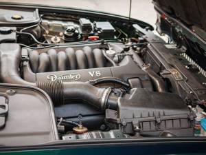 Image 28/50 of Daimler Super V8 (1999)