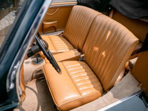 Image 26/50 of Aston Martin DB 2&#x2F;4 Mk I DHC (1954)