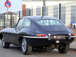 Afbeelding 7/32 van Jaguar E-Type 4.2 (1967)