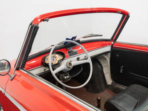 Immagine 16/29 di Autobianchi Bianchina Convertible (1967)