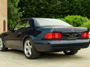 Bild 9/50 von Mercedes-Benz SL 500 (1998)