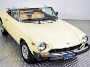 Immagine 36/50 di FIAT Spider 2000 (1980)