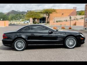 Image 2/9 de Mercedes-Benz SL 55 AMG (2003)