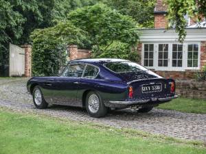 Imagen 3/39 de Aston Martin DB 6 Vantage (1966)