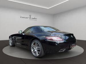 Imagen 6/21 de Mercedes-Benz SLS AMG (2011)