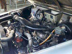Image 48/55 of Mercedes-Benz 200 GE (SWB) (1990)