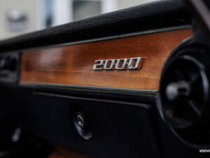 Image 36/43 of Alfa Romeo 2000 GT Veloce (1972)