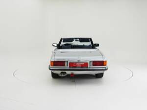 Image 4/15 of Mercedes-Benz 450 SL (1977)