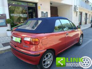 Image 2/10 of FIAT Punto 90 ELX (1996)