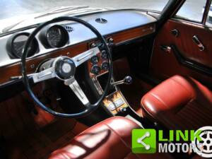 Immagine 9/10 di Alfa Romeo 1750 Berlina (1968)