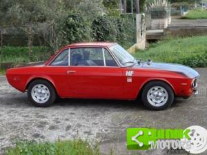 Image 4/10 of Lancia Fulvia Montecarlo (1975)