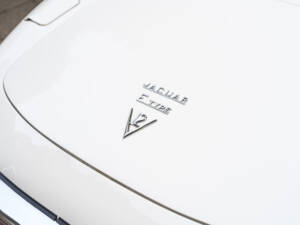 Image 13/21 de Jaguar Type E V12 (1973)