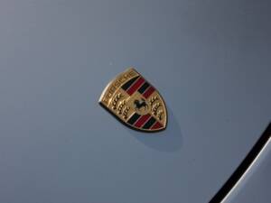 Image 19/19 of Porsche 911 Carrera 4S (2002)