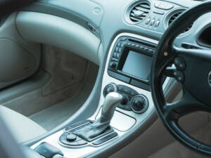 Bild 45/50 von Mercedes-Benz SL 55 AMG (2004)