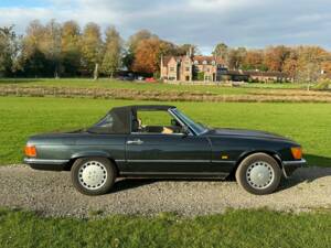 Image 55/71 of Mercedes-Benz 420 SL (1988)