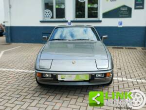 Bild 2/10 von Porsche 924 (1985)