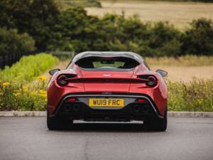 Image 14/48 of Aston Martin Vanquish Zagato Shooting Brake (2019)