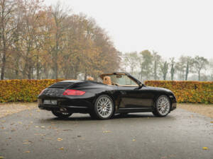 Imagen 16/96 de Porsche 911 Carrera 4 (2006)