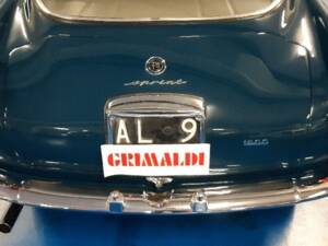 Image 5/33 of Alfa Romeo Giulia 1600 Sprint (1963)