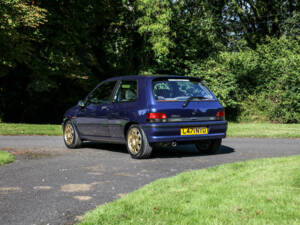 Image 3/49 of Renault Clio I Williams (1994)