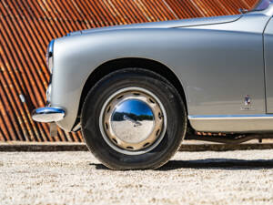 Image 34/37 of Lancia Aurelia B50 (1951)