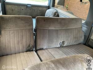Bild 9/14 von Chevrolet Suburban (1987)
