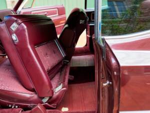 Bild 173/200 von Cadillac Coupe DeVille (1968)