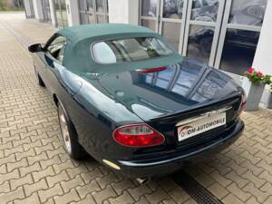 Imagen 2/20 de Jaguar XKR (2001)