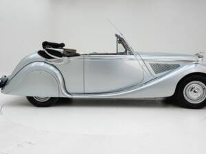 Bild 12/15 von Jaguar Mk V  3.5 Liter (1949)