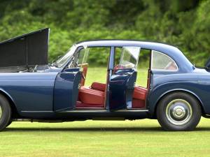 Immagine 18/50 di Bentley S 2 Continental Flying Spur (1962)