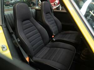 Image 26/47 of Porsche 911 Carrera 2.7 (1975)