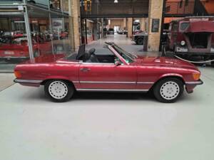 Immagine 19/26 di Mercedes-Benz 300 SL (1989)