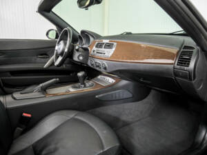 Immagine 12/50 di BMW Z4 2.5i (2003)