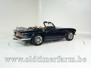 Image 2/15 of Triumph TR 6 (1971)