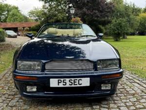 Image 15/27 of Aston Martin V8 Volante (1997)