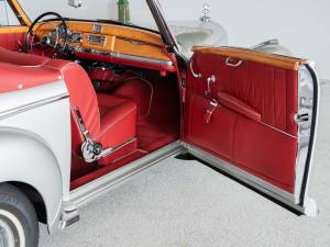 Bild 38/49 von Mercedes-Benz 300 S Roadster (1953)