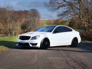 Imagen 30/40 de Mercedes-Benz C 63 AMG (2013)