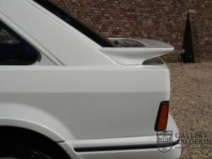 Image 23/50 de Ford Escort turbo RS (1989)