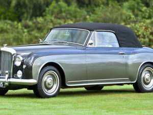 Bild 19/50 von Bentley S 1 Continental DHC (1955)