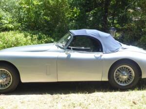 Image 3/16 of Jaguar XK 150 3.4 S OTS (1961)
