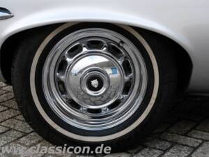 Bild 4/4 von Jaguar E-Type V12 (2+2) (1972)