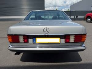 Afbeelding 4/27 van Mercedes-Benz 380 SEC (1984)
