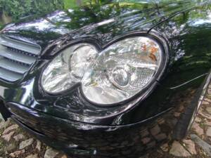 Imagen 37/58 de Mercedes-Benz SL 350 (2005)