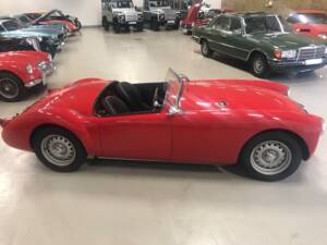 Image 11/21 of MG MGA Twin Cam (1959)