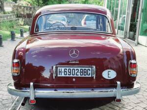 Image 9/21 of Mercedes-Benz 190 (1957)