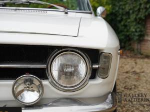 Image 21/50 of Alfa Romeo Giulia GT 1300 Junior (1970)