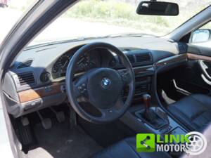 Afbeelding 4/10 van BMW 728i (1999)