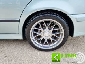 Image 7/10 de BMW 520i (1997)