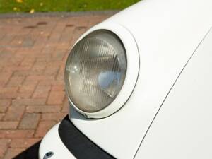 Image 21/35 of Porsche 911 SC 3.0 (1983)