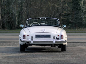 Image 7/27 de Mercedes-Benz 190 SL (1961)